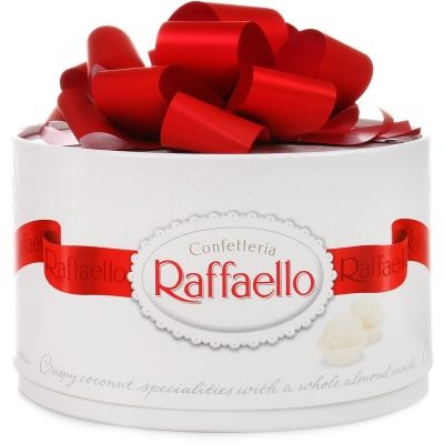 Наборы конфет Рафаэлло Тортик большой
