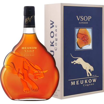Коньяк Меуков VSOP в подарочной упаковке (Meukow VSOP with gift box), 40 %