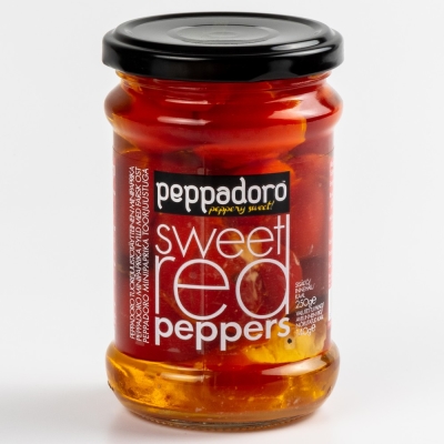 Перец красный Peppadoro сладкий фаршированный сыром ст/б
