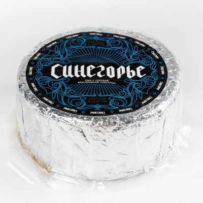Сыр Синегорье с голубой благородной плесенью 50%